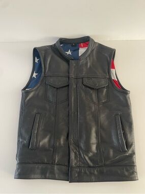 First Manufacturing Leather Club Vest w/ American Flag Liner.  Men’s Size Small